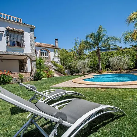 Hacienda La Reina Villa
